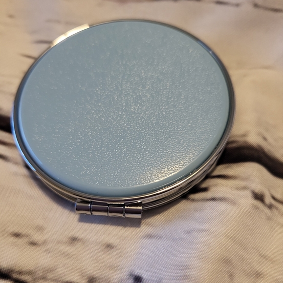 New Glitter Portable Folding Makeup Mirror - Picture 6 of 6